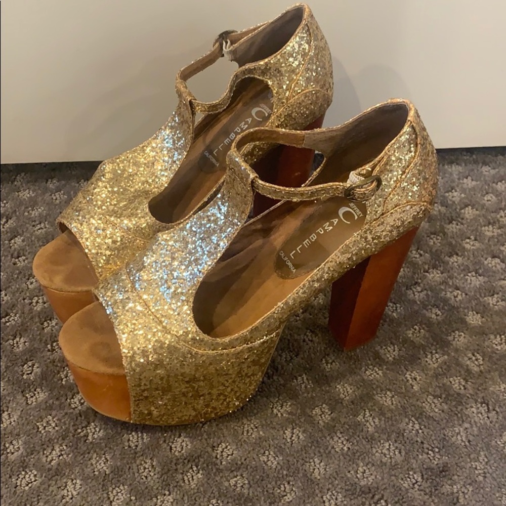 Limited Edition Gold Sparkle Platform Heel